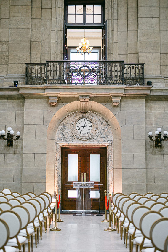 Le décor des lieux de la cérémonie, Théâtre St-James, Vieux-Montréal.