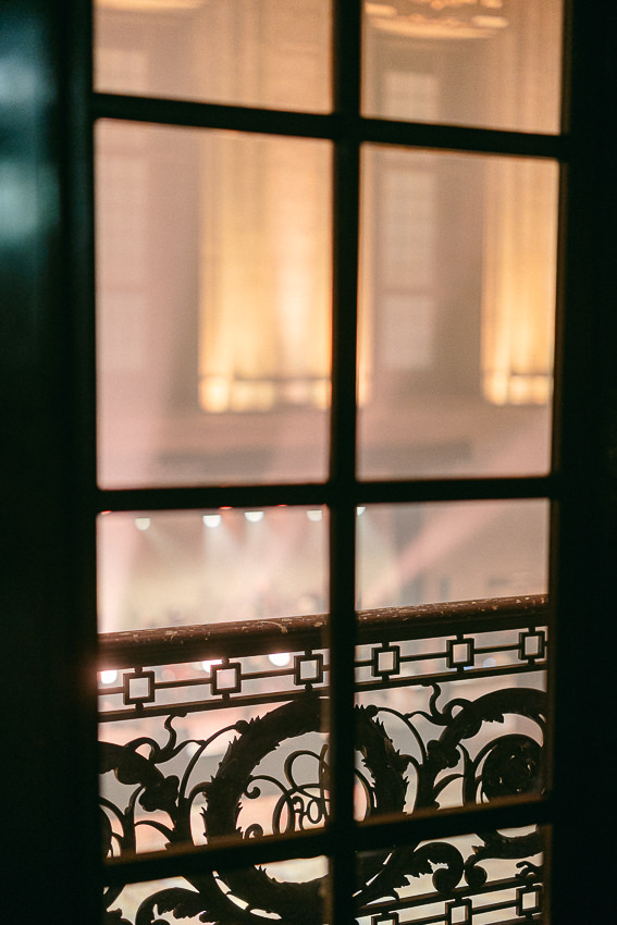 Le balcon, Théâtre St-james.